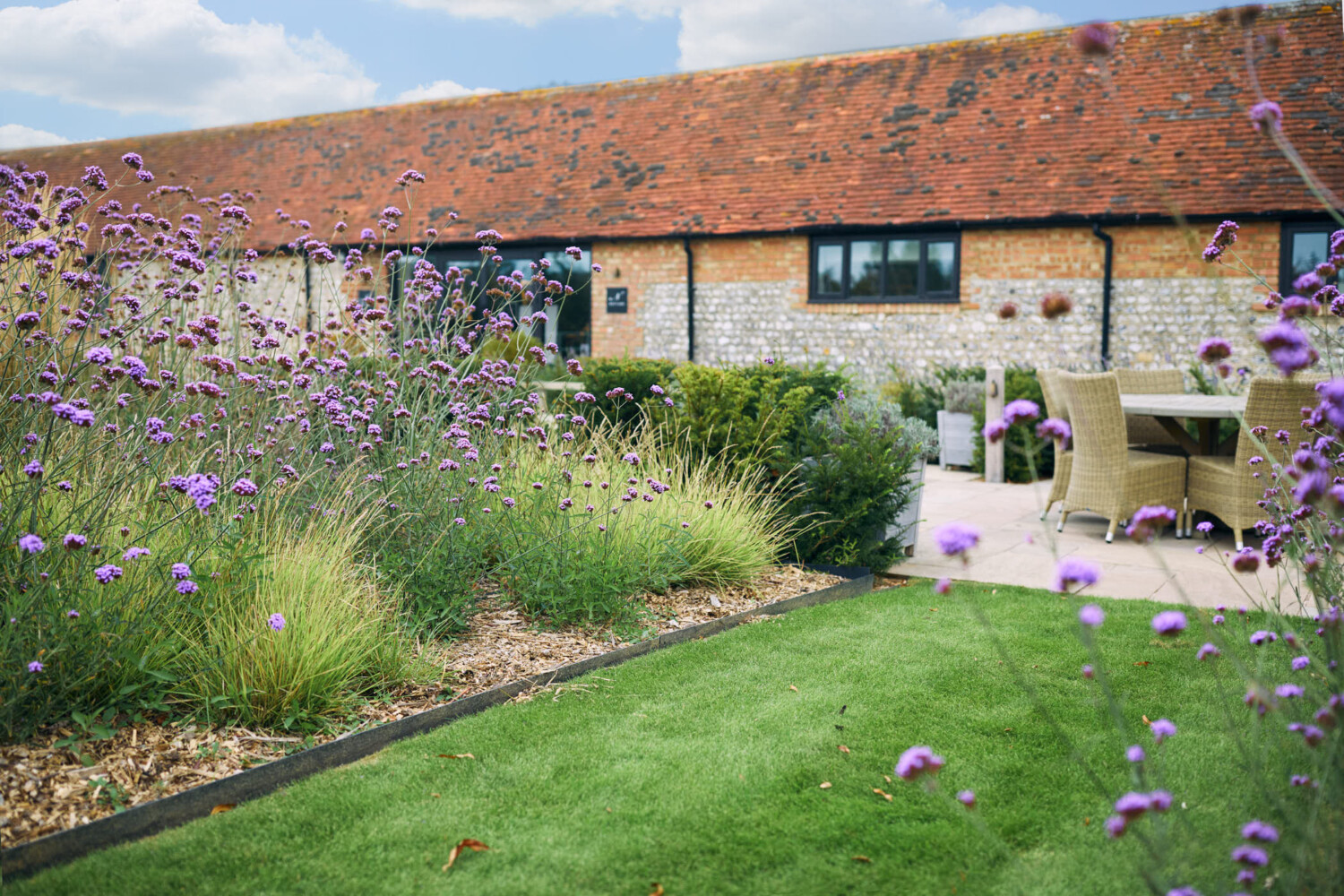 garden design with flower beds
